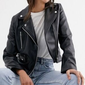 NWOT Love Tree Black Leather Moto Jacket From Aluna Levi Boutique, Size Small